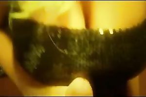 My large breasted girlfriend knows how to give a great titjob