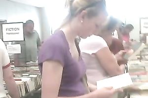 hunt for sexy booties of sexually excited women on the streets