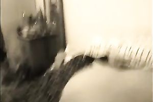 Homemade clip with my Asian GF demonstrating her valuable arse