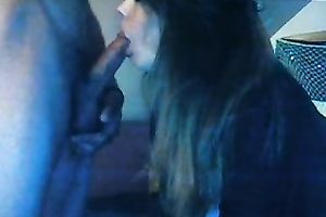 Insatiable brunette hair sucks my 10-Pounder and welcomes it in her vagina