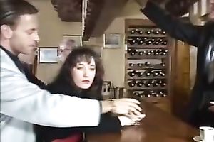 Horny and stylish slut with priceless booty sucks the dick