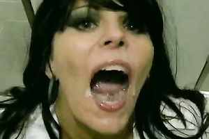 Cum-addicted brunette hair GF gives me an amazing blowjob