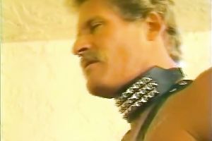 Kinky and dirty lesbians kiss compilation hawt blonde sucks the 10-Pounder