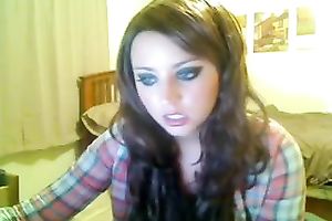 This horny web camera model is a flawless match for professionals