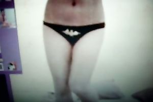 I love this Filipino web camera model and I indeed like what she is doing