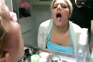 Cum-addicted bitch with large wobblers knows how to give admirable head