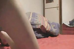 This amateur skinny teen whore double penetrates herself