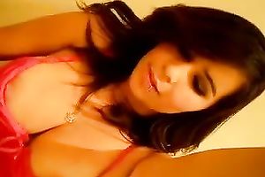 Insanely hawt cam model with overweight arse puts on a great show for me