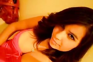 Insanely hawt cam model with overweight arse puts on a great show for me