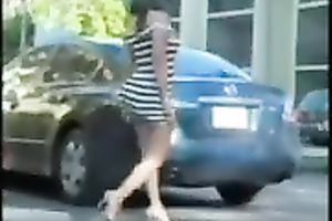 Collection of hawt booties walking down the streets each day