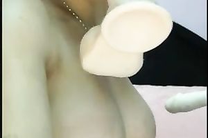 Webcam solo with an non-professional whore deepthroating a dildo