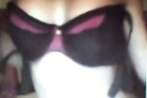 Bosomy dark brown latina on the webcam looking hawt and bazookas out