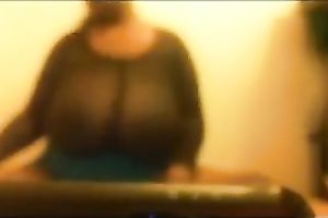 My curvaceous girlfriend can hypnotize any fellow with her biggest juicy mambos