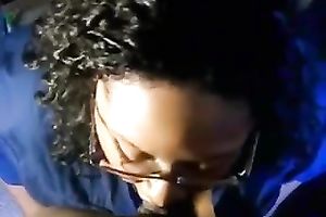 Thick ebon doxy is giving me the most good oral stimulation in the world