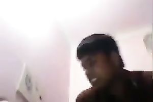 Boobalicious Indian nympho lets her paramour engulf her nipps