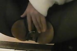 I am a real floozy and I love masturbating in the public restroom