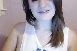 American wench demonstrates her astounding love bubbles and gazoo for the livecam