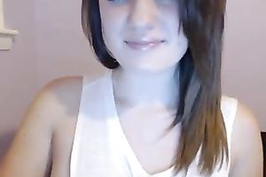 American wench demonstrates her astounding love bubbles and gazoo for the livecam