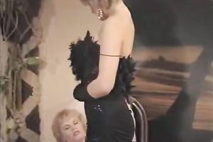 Horny and glamorous harlots with nicre shapes have joy