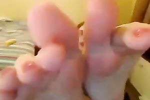 Hundreds of random studs cannot look away from my hawt feet