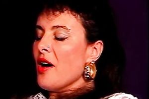 Petite brunette hair rims the backdoor of her milf girlfriend