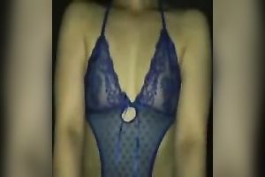 My shamelessly exhibitionistic Japanese girlfriend is a oral job queen