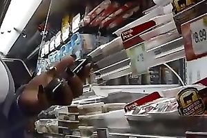 Amateur hawt fat amateur wife accidentally flashed her billibongs in the supermarket