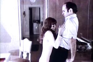 Dark head concupiscent wifey pleads her strict hubby to suck his knob at kitchen