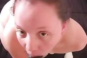 Horny floozy with a kewl gazoo wants my biggest dark dong badly