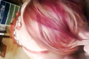 My bodacious cheating wife knows how to give a great orall-service