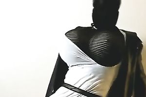 GF of mine wore some taut top to show off her large bazookas and her hot arse