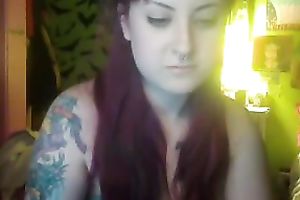 My tattooed redhead GF sucks my prick in front of a livecam