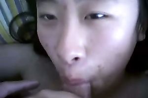 My Asian GF lets me finger her fur pie and gives me a oral-stimulation