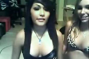 My ally and me dance in front of a webcam and show our scoops