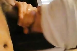 My blindfolded girlfriend knows exactly how to give a valuable oral-job