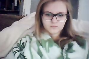Nerdy dilettante legal age teenager fingers her pussy in web camera solo clip
