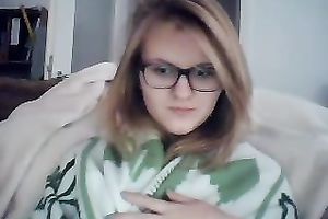 Nerdy dilettante legal age teenager fingers her pussy in web camera solo clip
