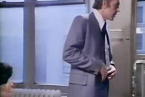 Whorish and extremely perverted white chick loved that muff diving