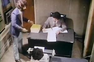 Whorish and extremely perverted white chick loved that muff diving