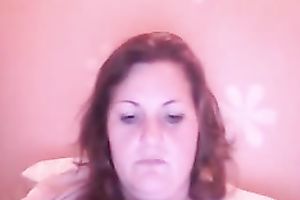 Fat woman fingering her fur pie in her bedroom all alone