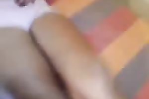 My pretty GF allows me to fuck her vagina in the missionary pose