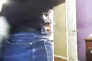 Young sexy web camera whore masturbates with lint roller