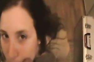 My hawt dilettante girlfriend meets me with welcome home fellatio