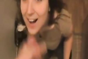 My hawt dilettante girlfriend meets me with welcome home fellatio