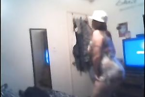 My voluptuous girlfriend treats me with facesitting