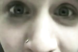 This concupiscent emo floozy knows how to give a valuable tugjob