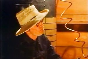 Horny freak fucks his girlie mish way right in heymow