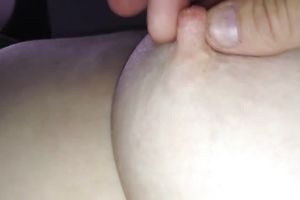 My big beautiful woman husband lets me play with her nipps and unshaved slit