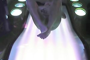 Hidden livecam act with a gal masturbating in solarium