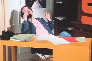 Curly-haired retro skank demonstrates her worthwhile fellatio skills